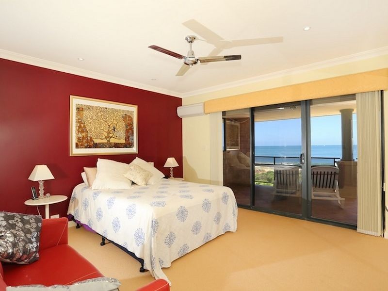 11 Sandy Cove, Halls Head WA 6210