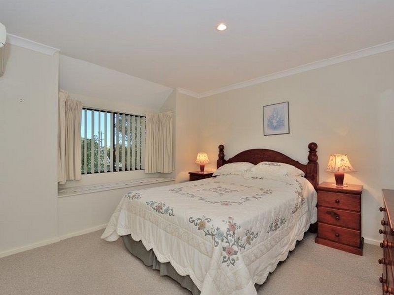 2/59 Tuckey Street, Mandurah WA 6210