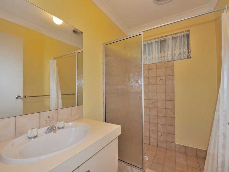 2 Bannister Court, Wannanup WA 6210