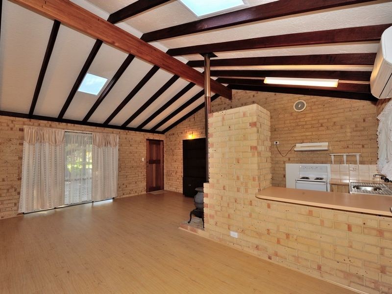 2 Bannister Court, Wannanup WA 6210