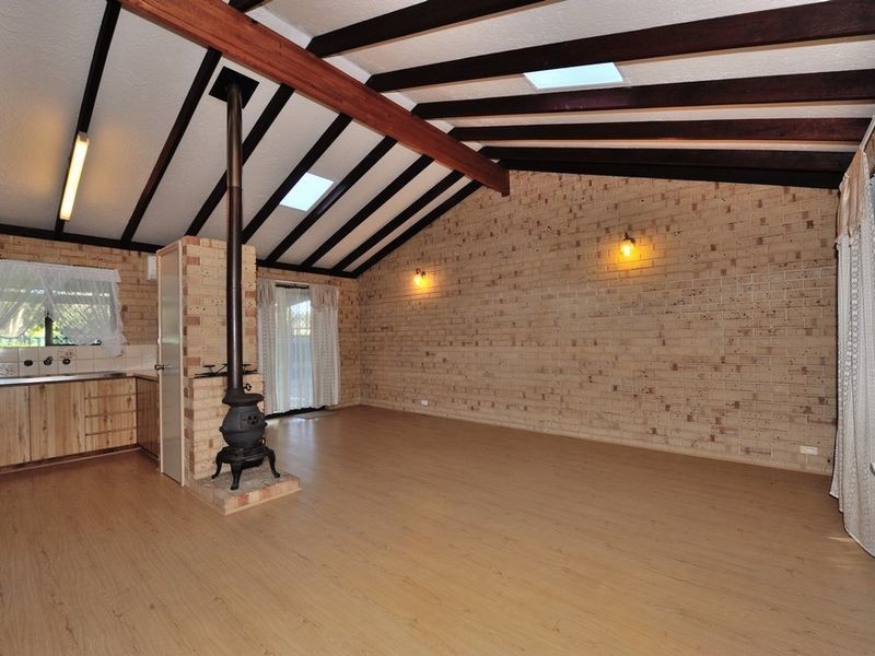 2 Bannister Court, Wannanup WA 6210