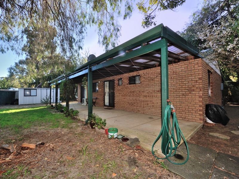 2 Bannister Court, Wannanup WA 6210