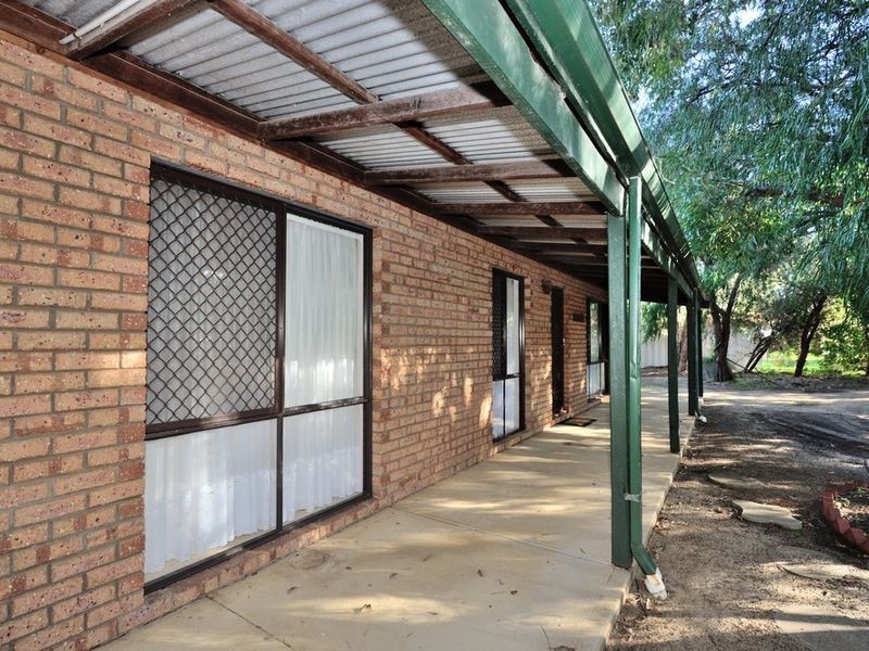 2 Bannister Court, Wannanup WA 6210