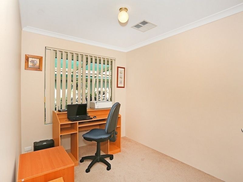 24 Crowthorn Cross, Erskine WA 6210