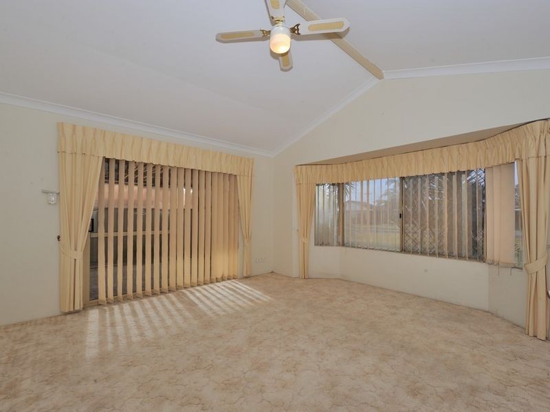 3B Windermere Way, Greenfields WA 6210