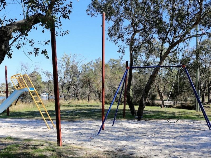 7 Riverside Drive, Furnissdale WA 6209