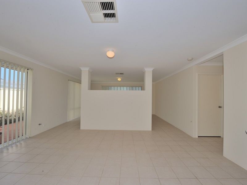 53 Albina Chase, Lakelands WA 6180