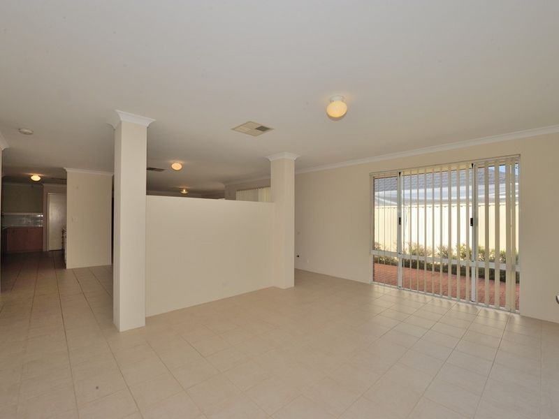 53 Albina Chase, Lakelands WA 6180