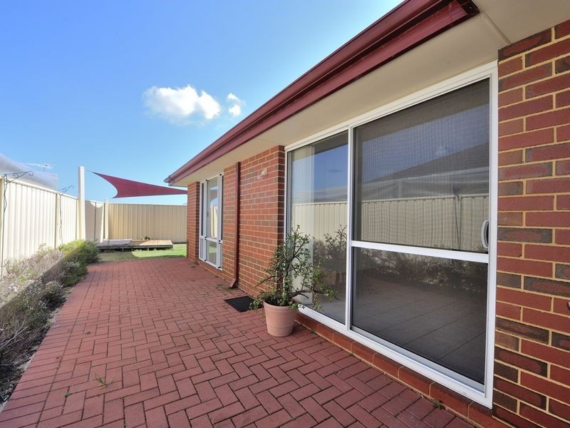 53 Albina Chase, Lakelands WA 6180