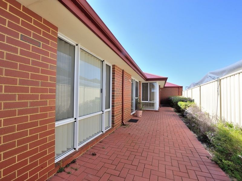 53 Albina Chase, Lakelands WA 6180