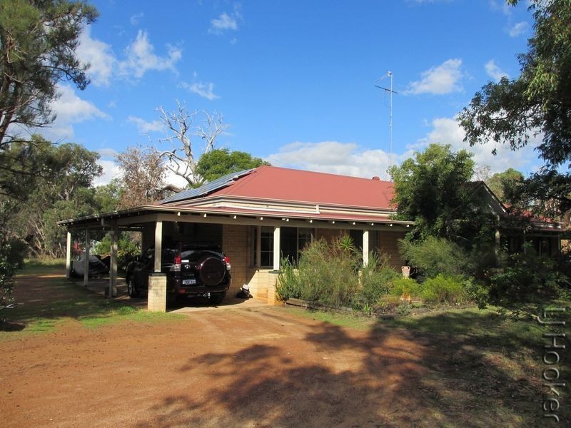 36 Summerhill Drive, Stake Hill WA 6210