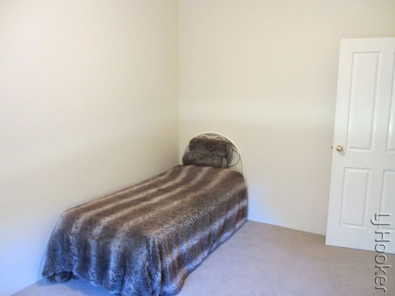 36 Summerhill Drive, Stake Hill WA 6210