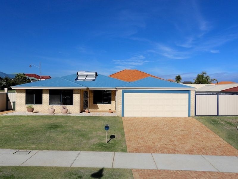 6 Hortonia Avenue, Secret Harbour WA 6173