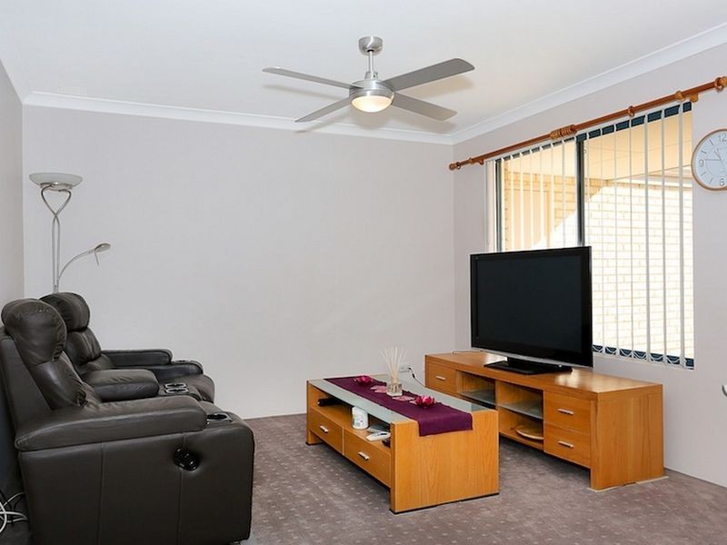 6 Hortonia Avenue, Secret Harbour WA 6173