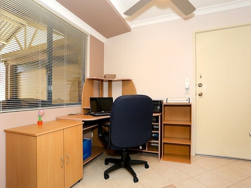 6 Hortonia Avenue, Secret Harbour WA 6173