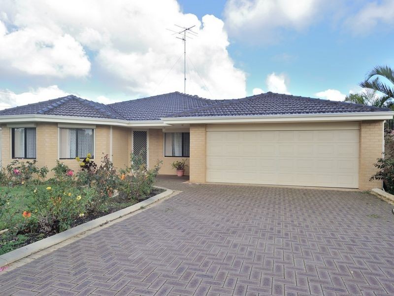 6 Crown Place, Wannanup WA 6210