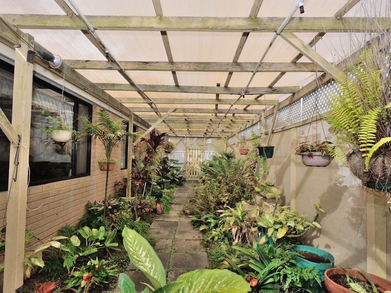 6 Crown Place, Wannanup WA 6210