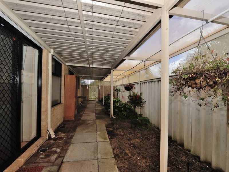 6 Crown Place, Wannanup WA 6210