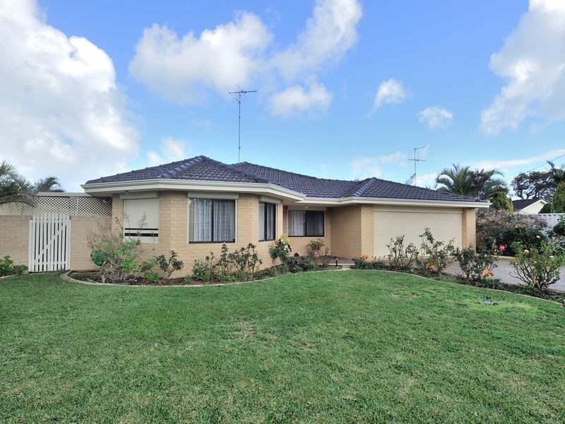 6 Crown Place, Wannanup WA 6210