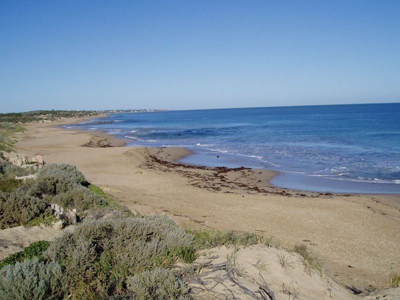 10 Waratah Circle, Halls Head WA 6210