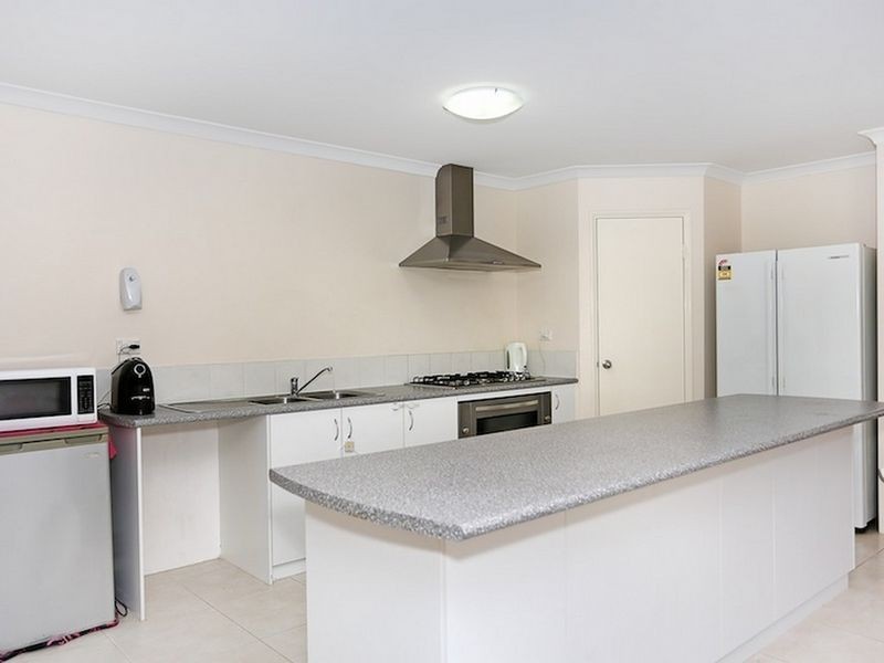 14 Gayze Retreat, Ravenswood WA 6208