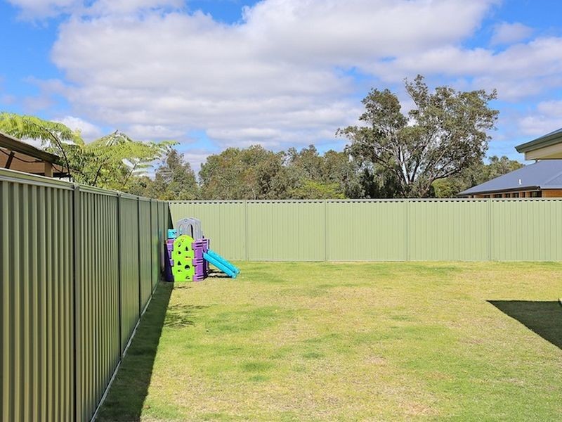 14 Gayze Retreat, Ravenswood WA 6208