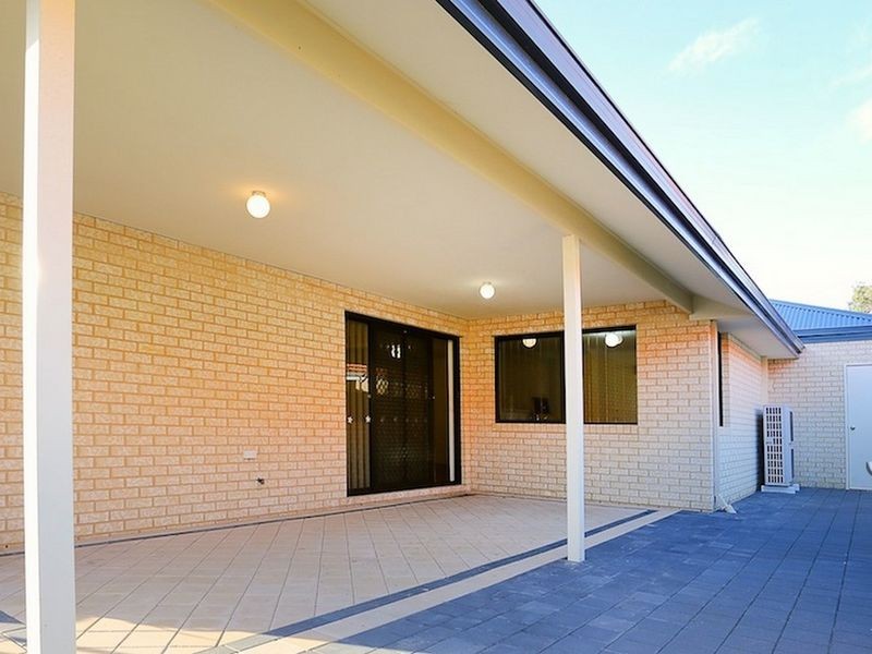 20 Jubata Gardens, Dudley Park WA 6210