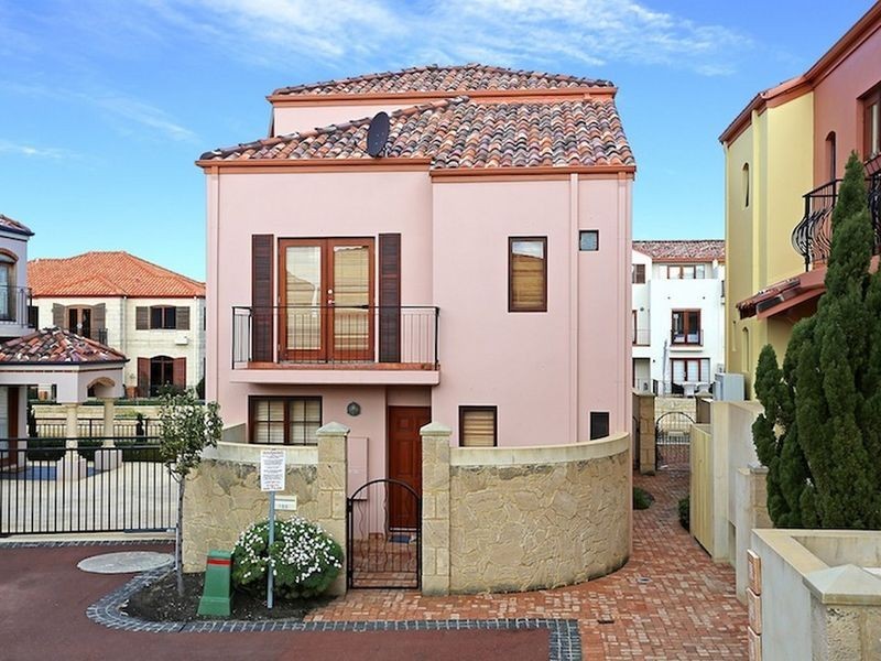 105/18 Port Quays, Wannanup WA 6210