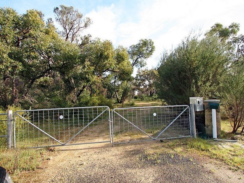 41 Stacey Rise, Lake Clifton WA 6215