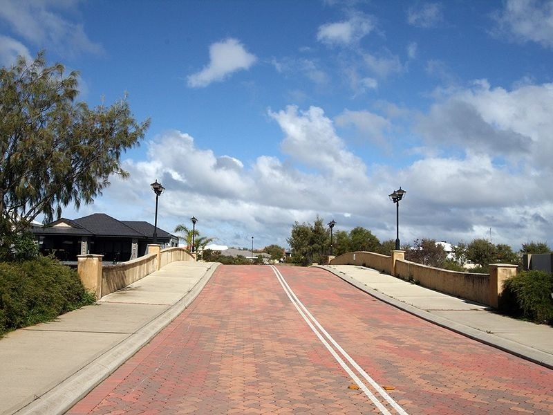 4 Emperor Court, Wannanup WA 6210