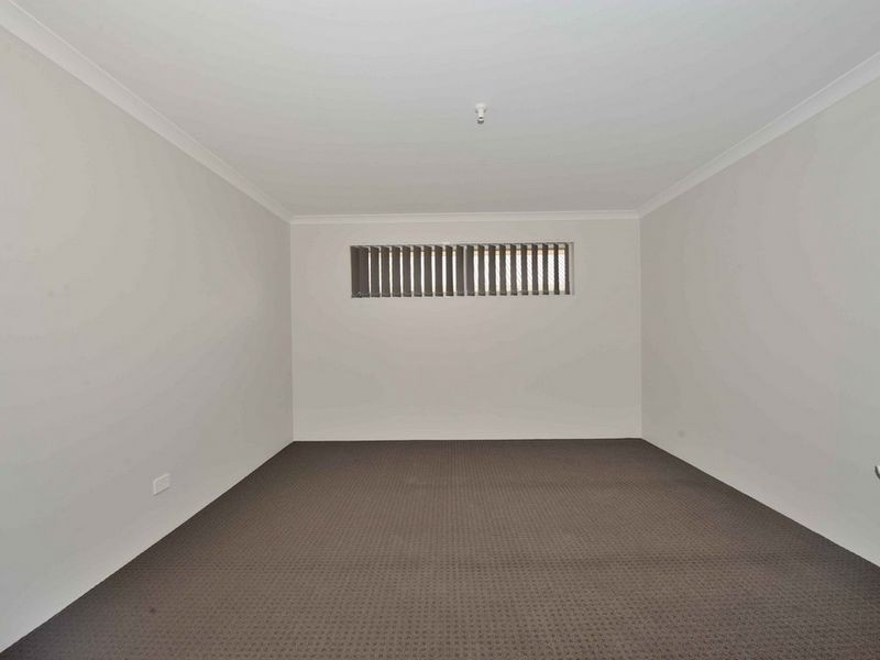 13 Bramshaw Street, Meadow Springs WA 6210