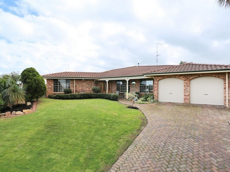 7 Newstead Close, Halls Head WA 6210