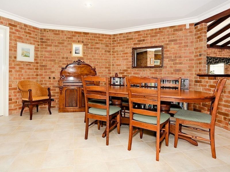 7 Newstead Close, Halls Head WA 6210