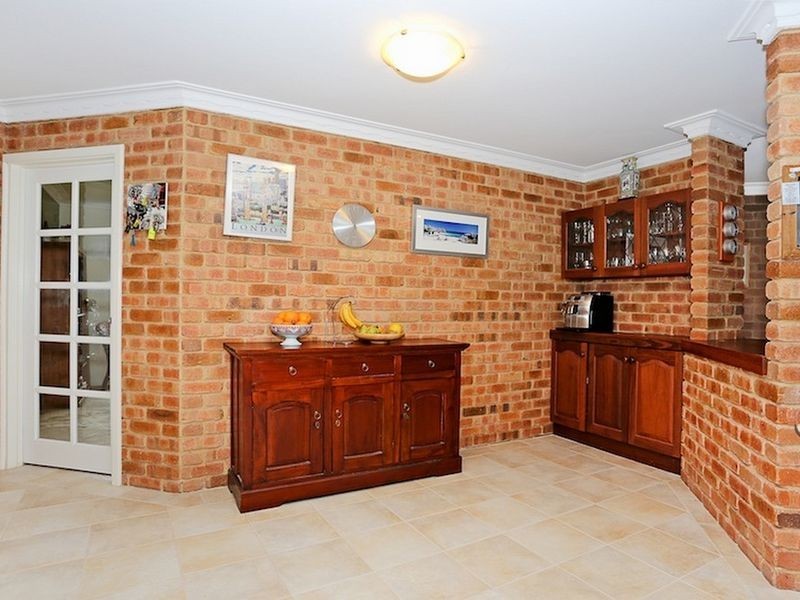 7 Newstead Close, Halls Head WA 6210