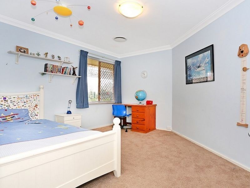 7 Newstead Close, Halls Head WA 6210