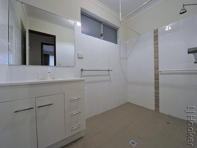 1/37 Tuckey Street, Mandurah WA 6210