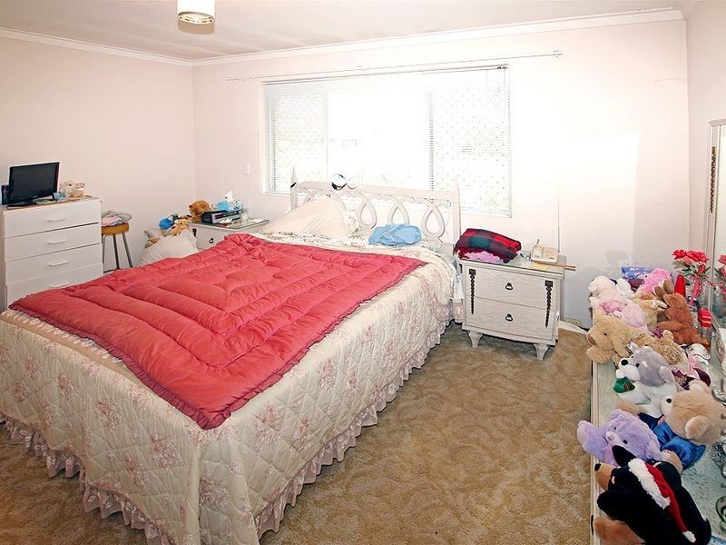 32 Maria Street, Dudley Park WA 6210