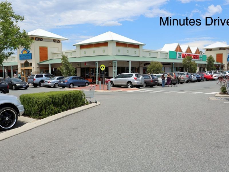 37 Queen Parade, Wannanup WA 6210