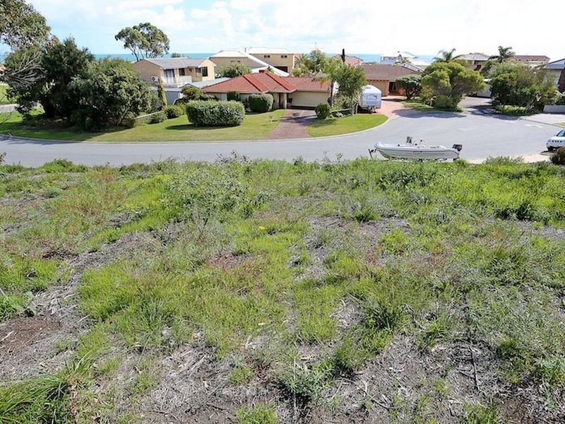 2 Haven Court, Silver Sands WA 6210