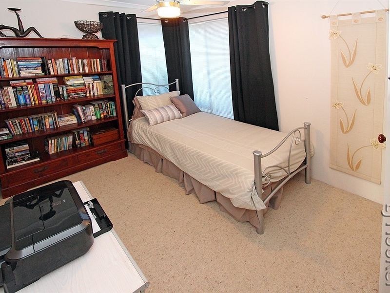 9 Lakes Crescent, South Yunderup WA 6208