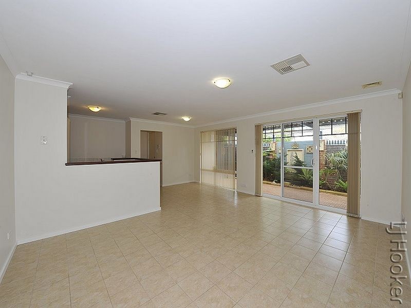 1/28 Cooper Street, Mandurah WA 6210