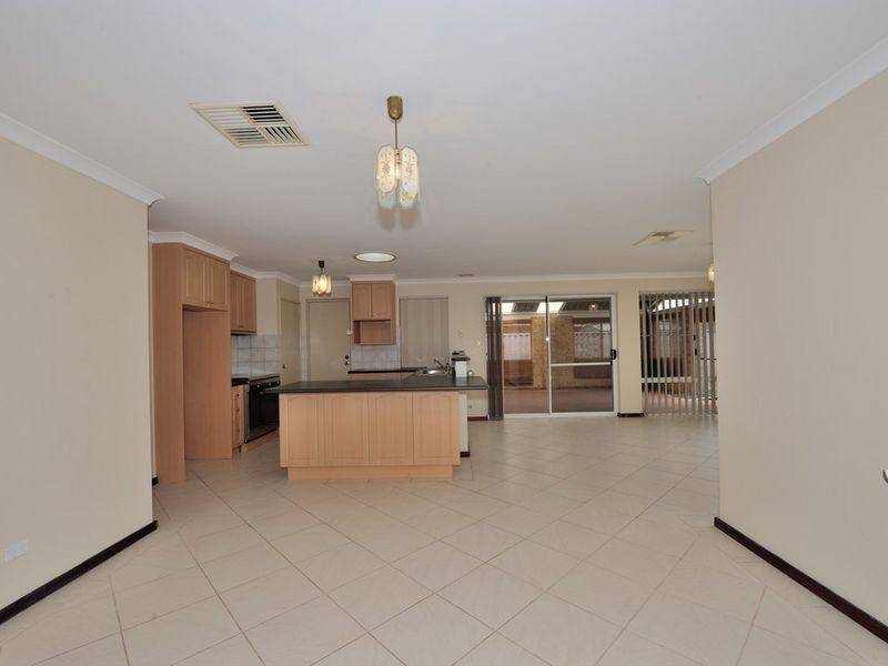45 Abbotswood Parkway, Erskine WA 6210