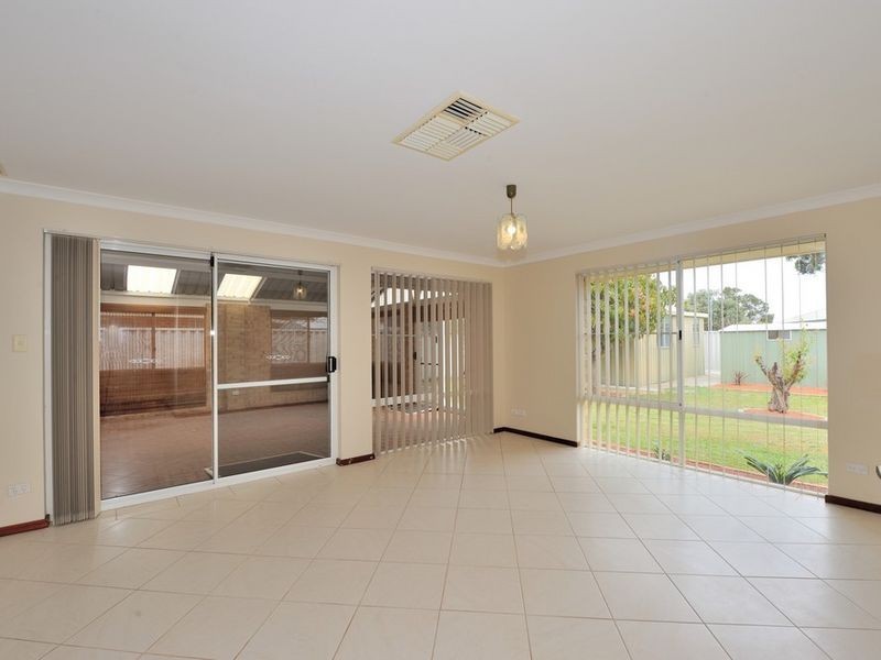 45 Abbotswood Parkway, Erskine WA 6210