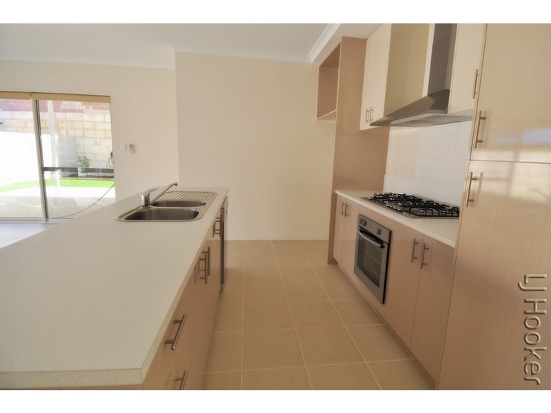 15 Agonis Way, Wannanup WA 6210