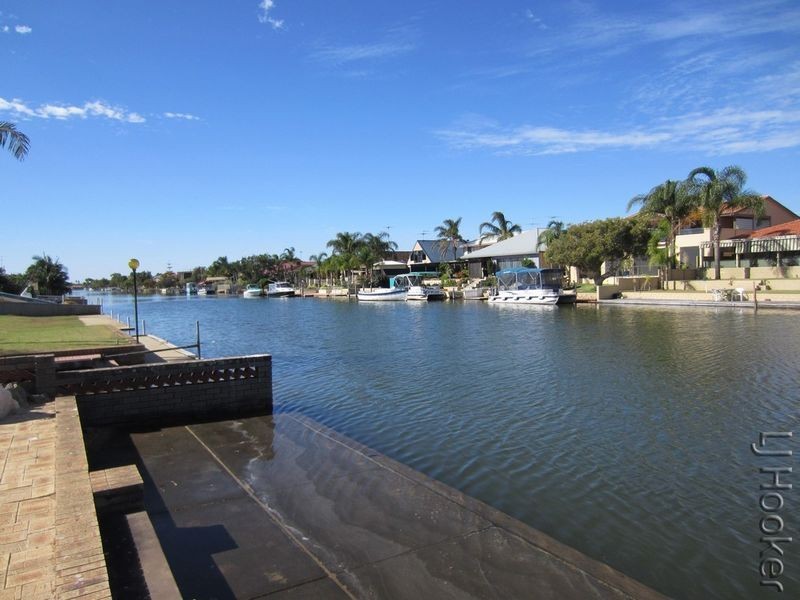 14 Wellya Crescent, South Yunderup WA 6208