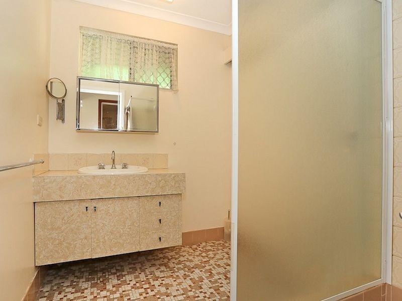 18 Kitchener Street, Dudley Park WA 6210