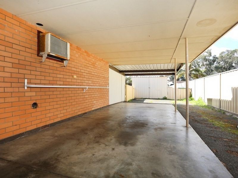 18 Kitchener Street, Dudley Park WA 6210