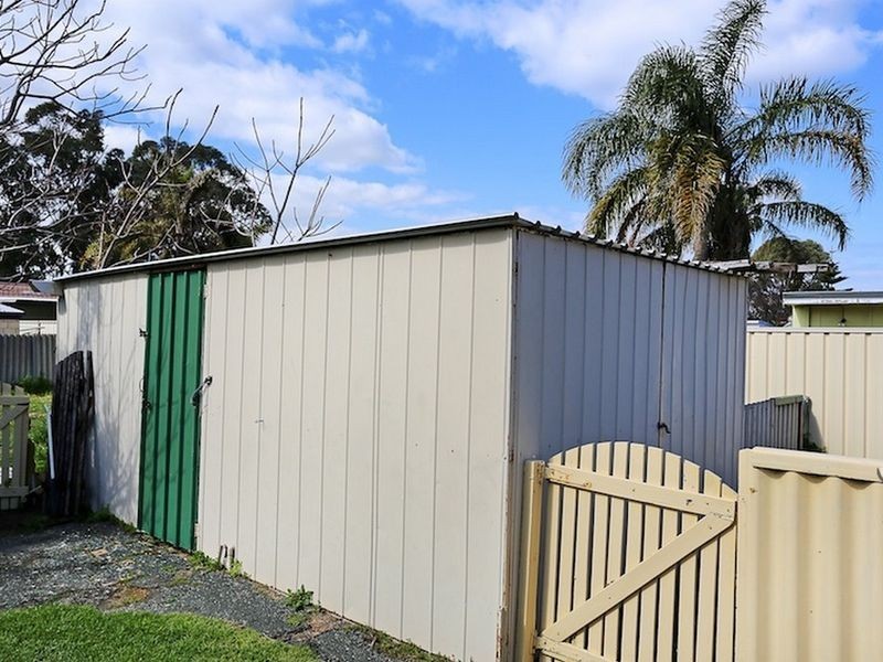 18 Kitchener Street, Dudley Park WA 6210