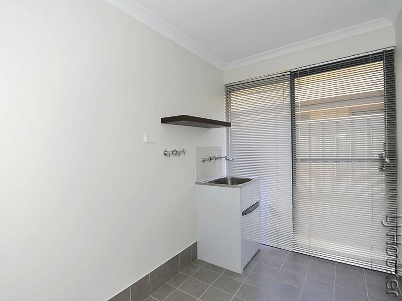 1/19 Karrul Way, Greenfields WA 6210