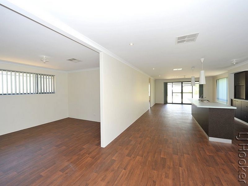 1/19 Karrul Way, Greenfields WA 6210